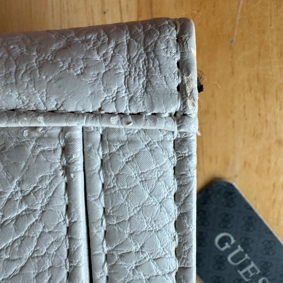 GUESS grey wallet - Picture 6 of 12